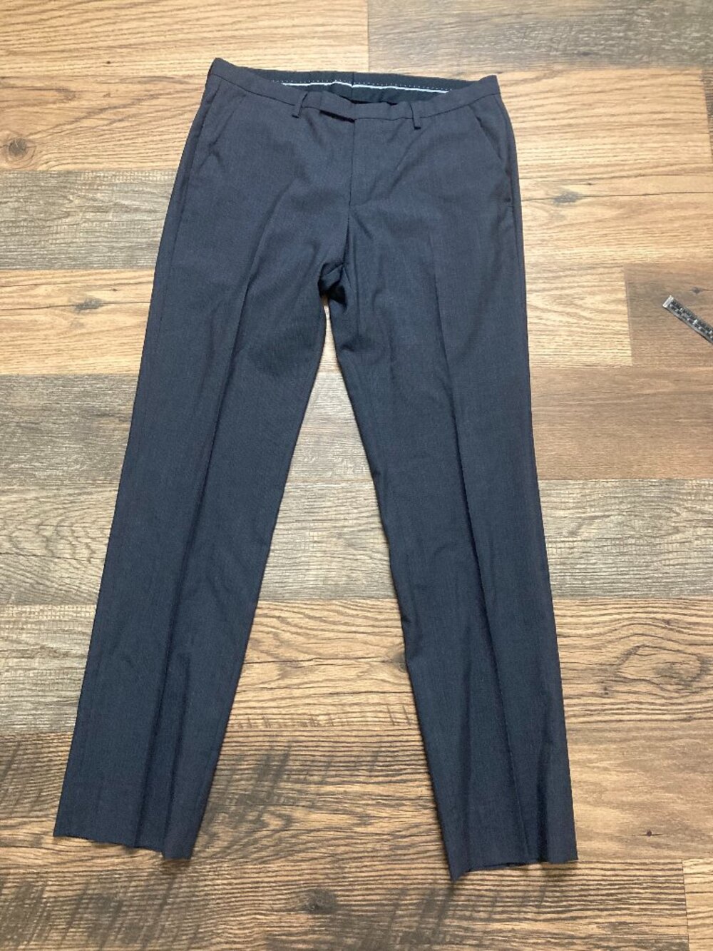 Hugo Boss Sharp1 Men’s 32R L32 Charcoal Gray Dress Pants Wool Blend Trousers